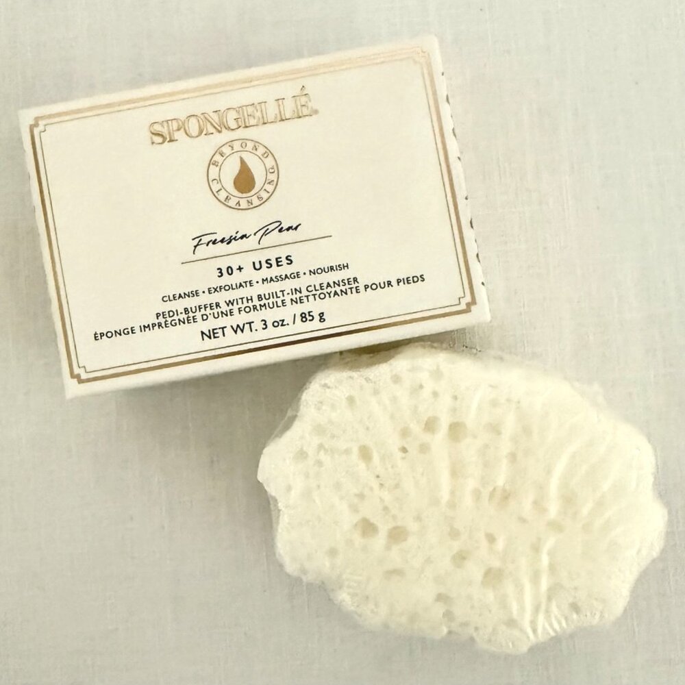 Spongelle Freesia Pear Pedi Buffer Built In Cleanse Exfoliate 3 Oz 30+ Uses